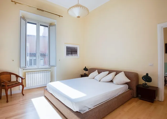 Spanish Steps Luxury דירה רומא